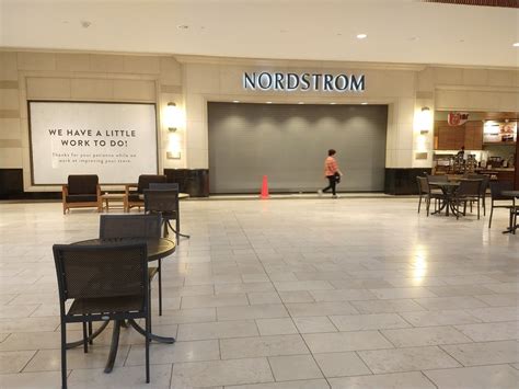 nordstrom natick mall hours